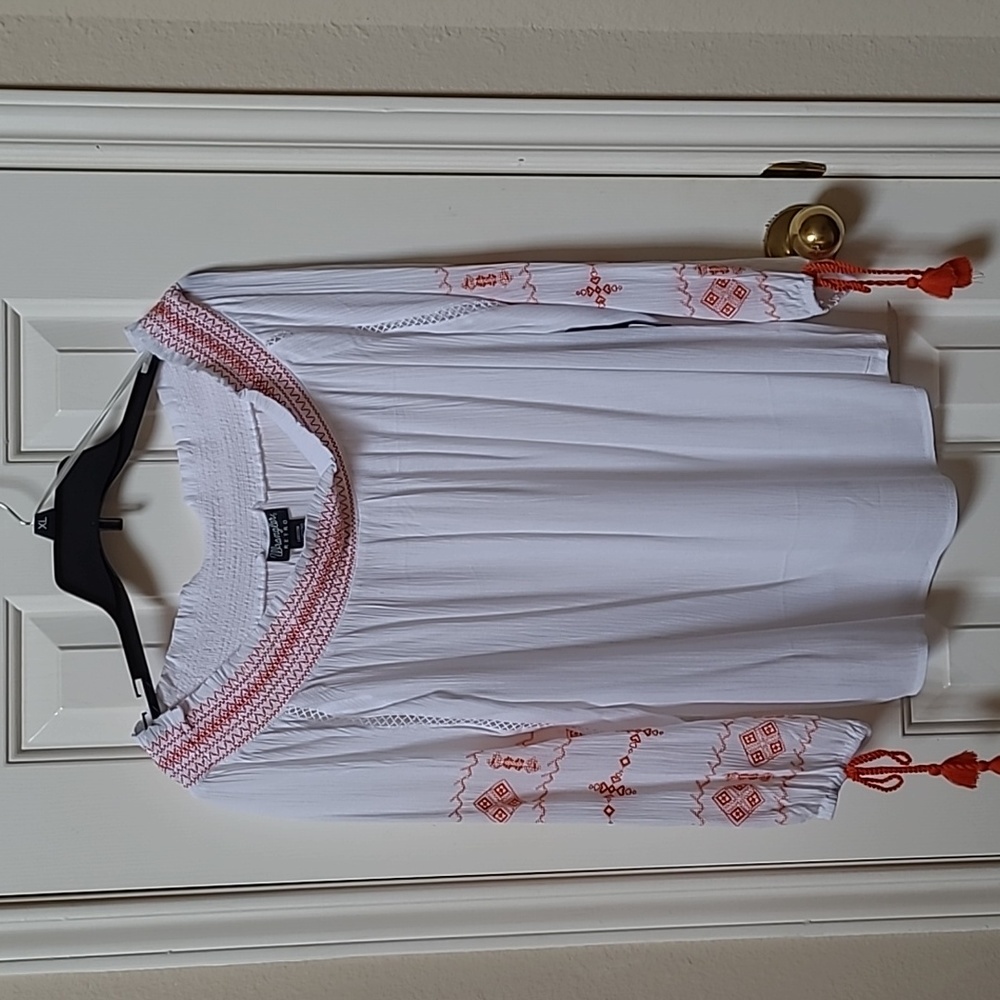 New with tags Retro off shoulder blouse